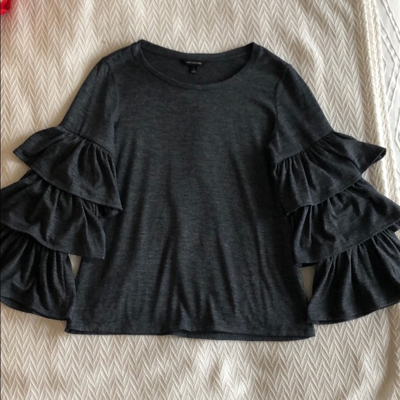 Banana Republic statement sleeve top - Picture 1 of 5